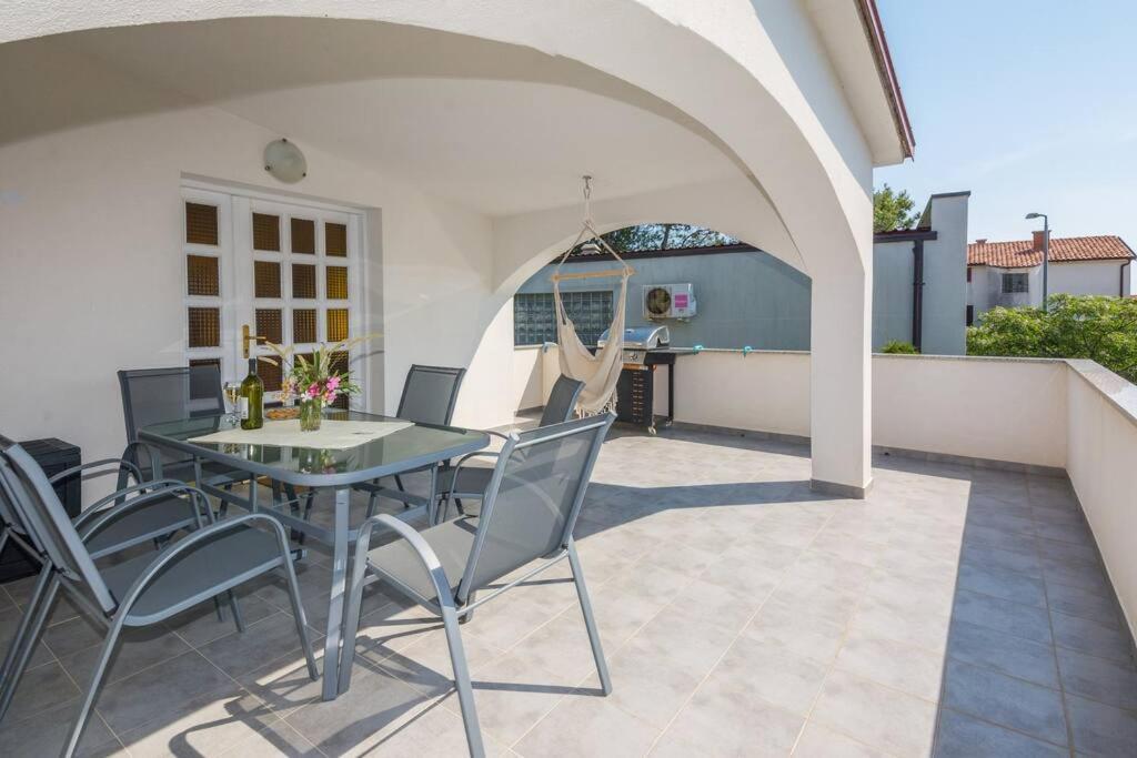 Apartmán Family Patio Vir Exteriér fotografie